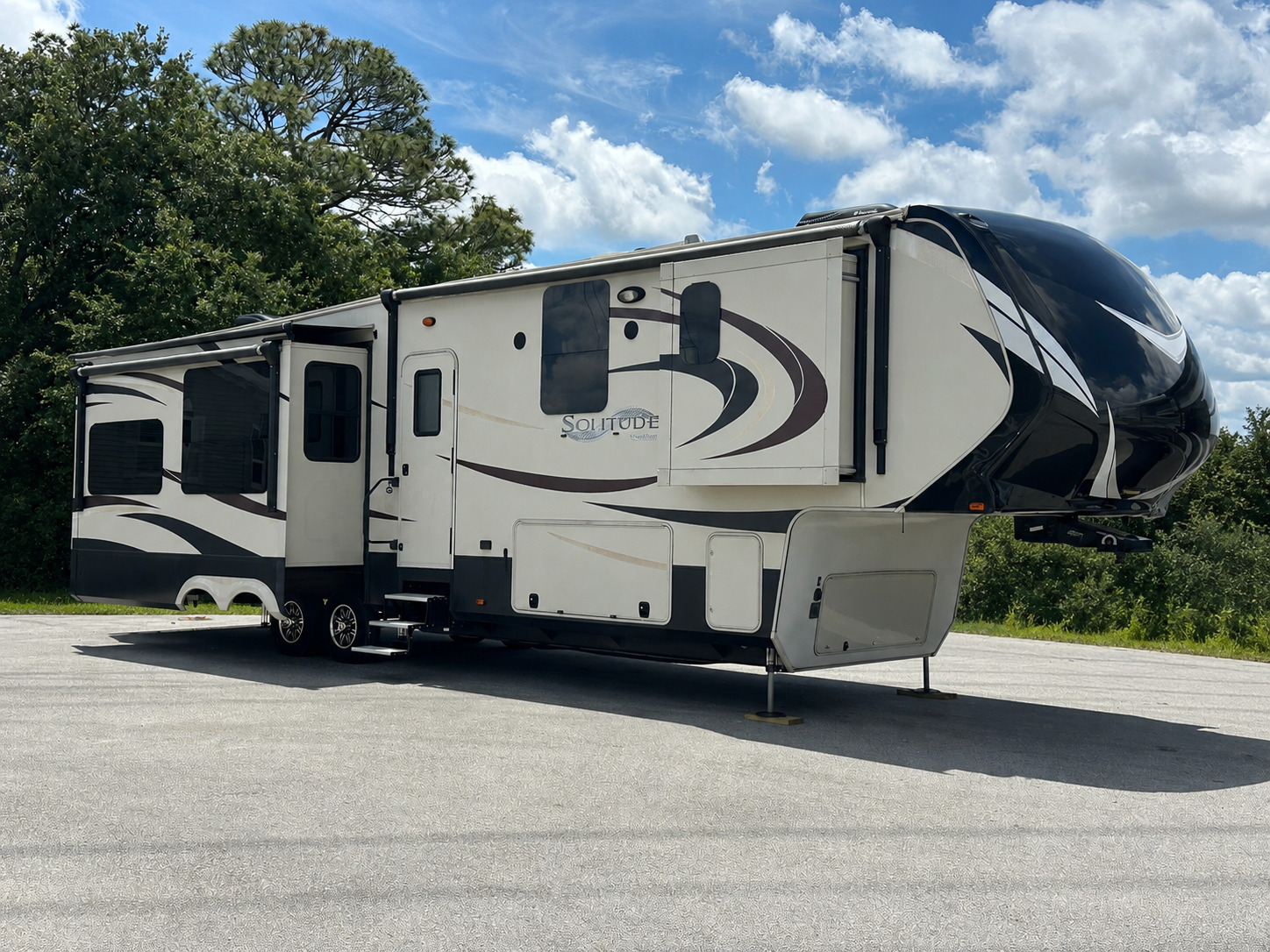 2016 Grand Design SOLITUDE 384GK in lake wales FL