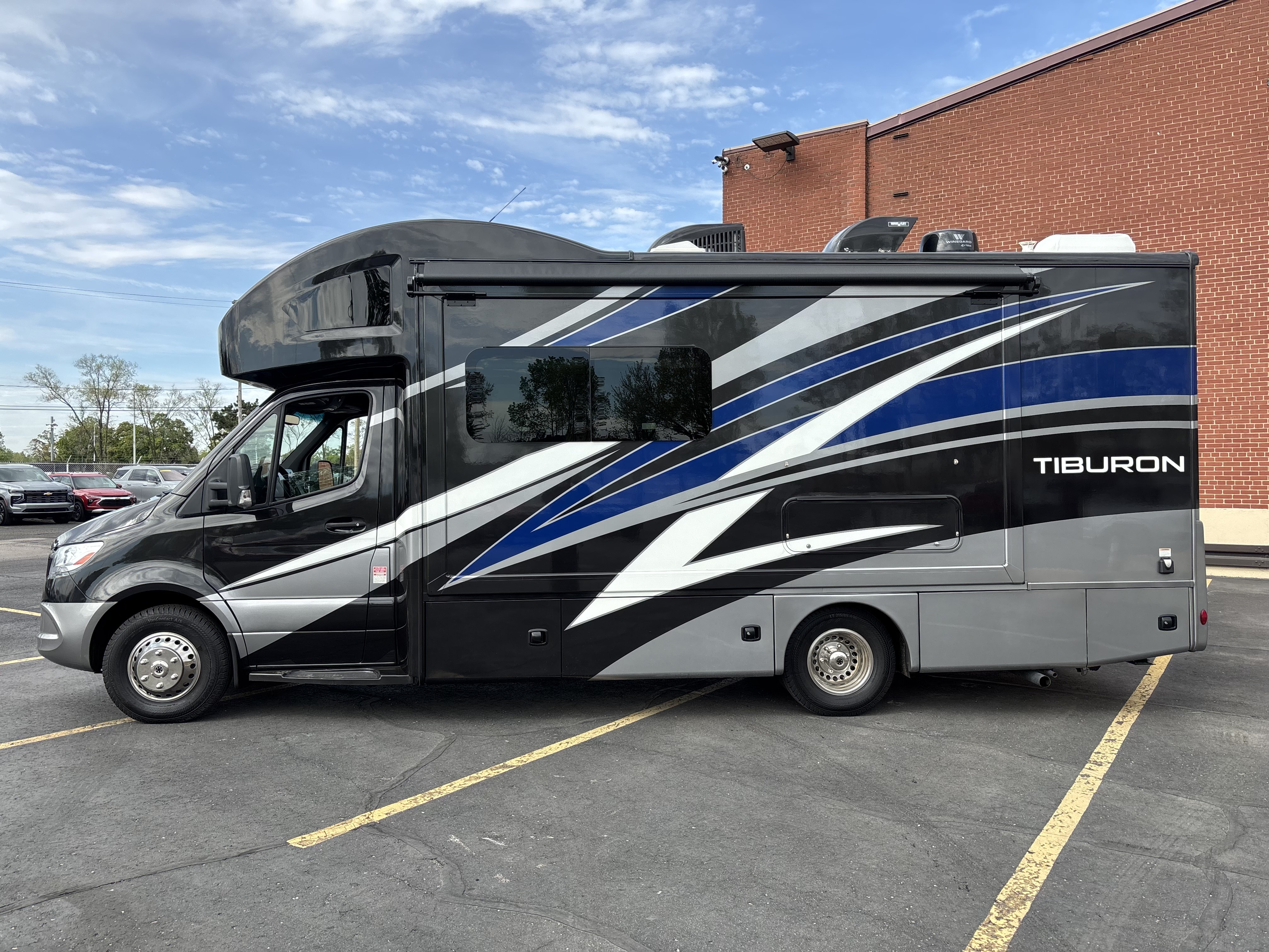 2021 Thor Motor Coach TIBURON® 24FB RV