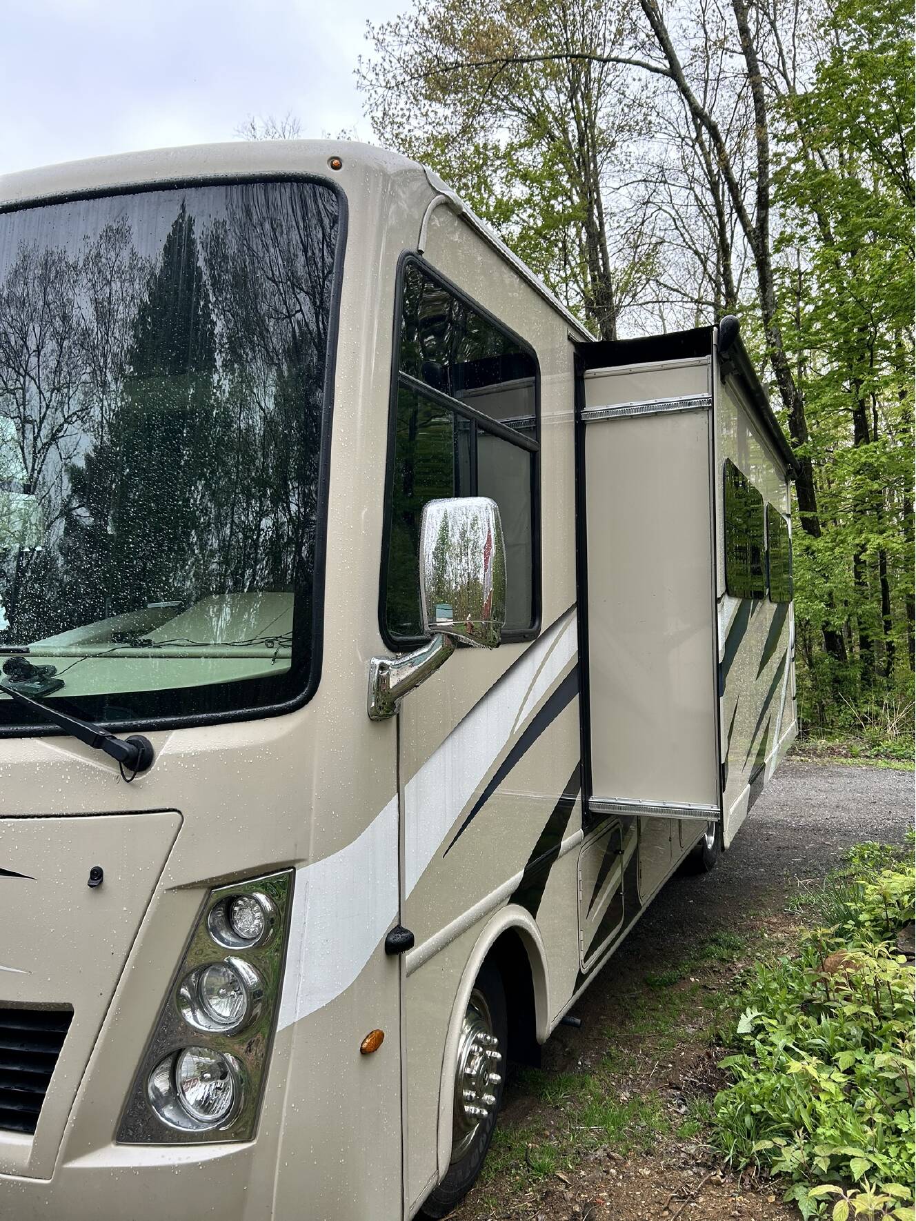 A photo of this 2021 Thor Motor Coach FREEDOM TRAVELER A27