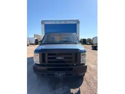 2012 FORD E350 