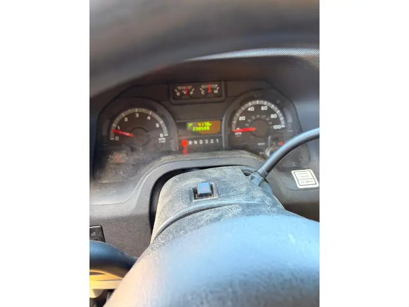 2012 FORD E350 
