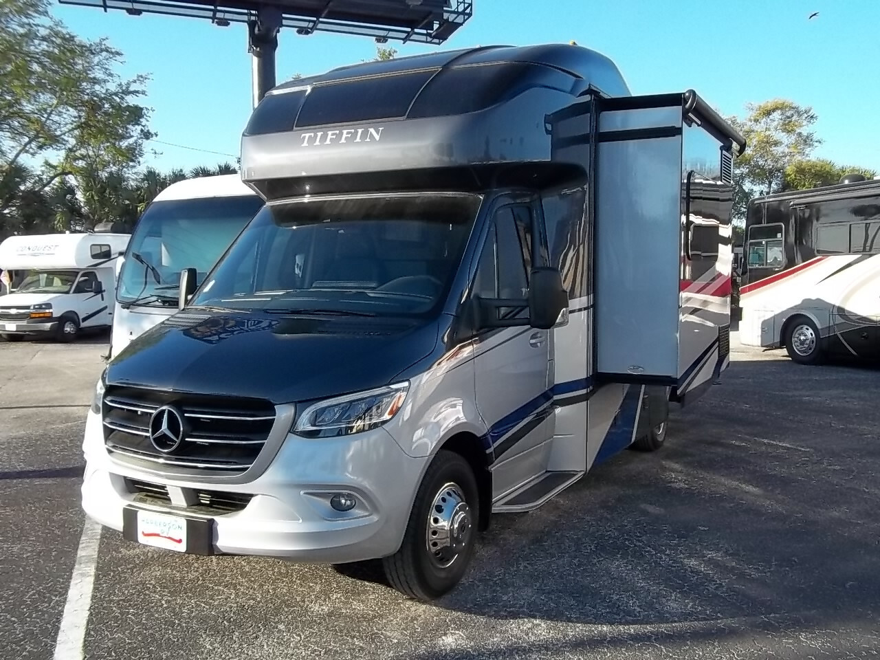 2020 Tiffin Motorhomes Wayfarer 24 TW RV