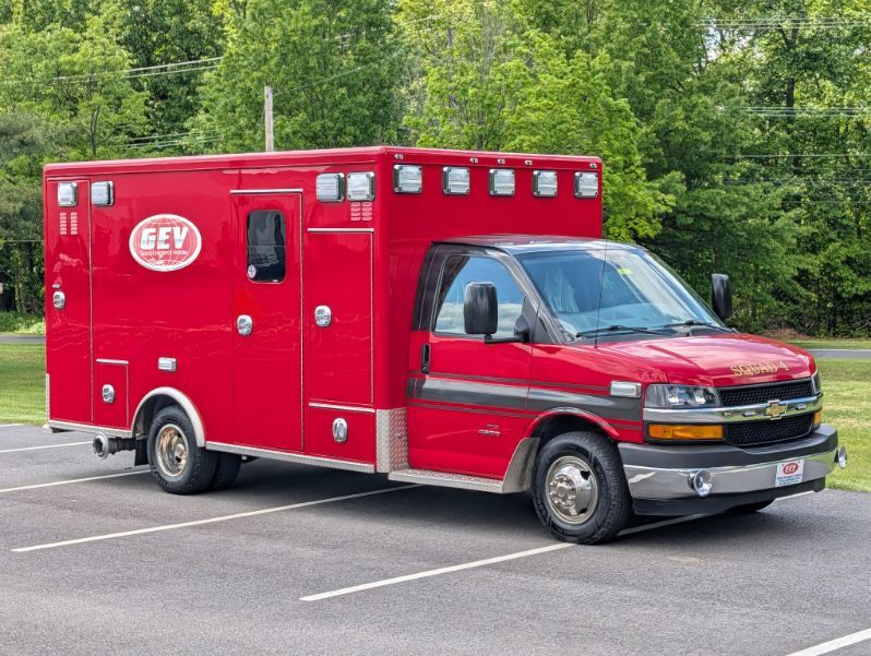 2020 CHEVROLET EXPRESS G4500 in Levittown, PA