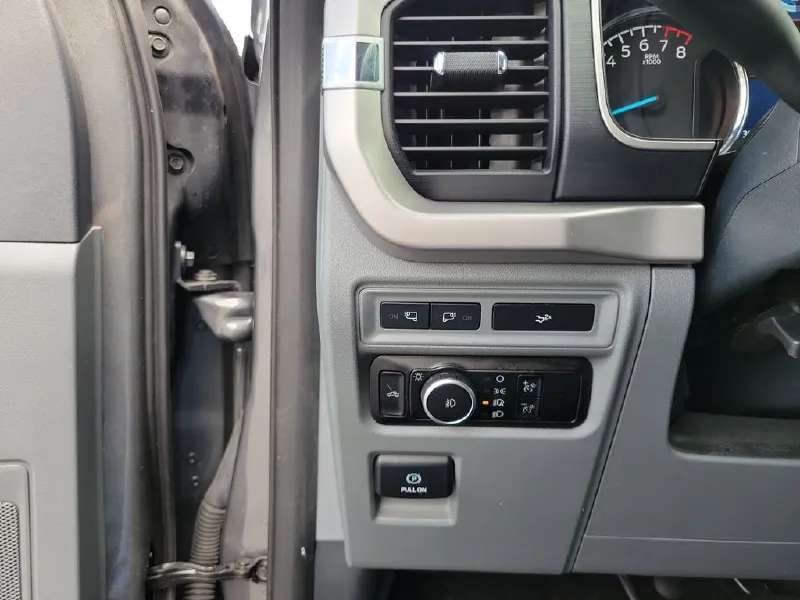 2023 FORD F150