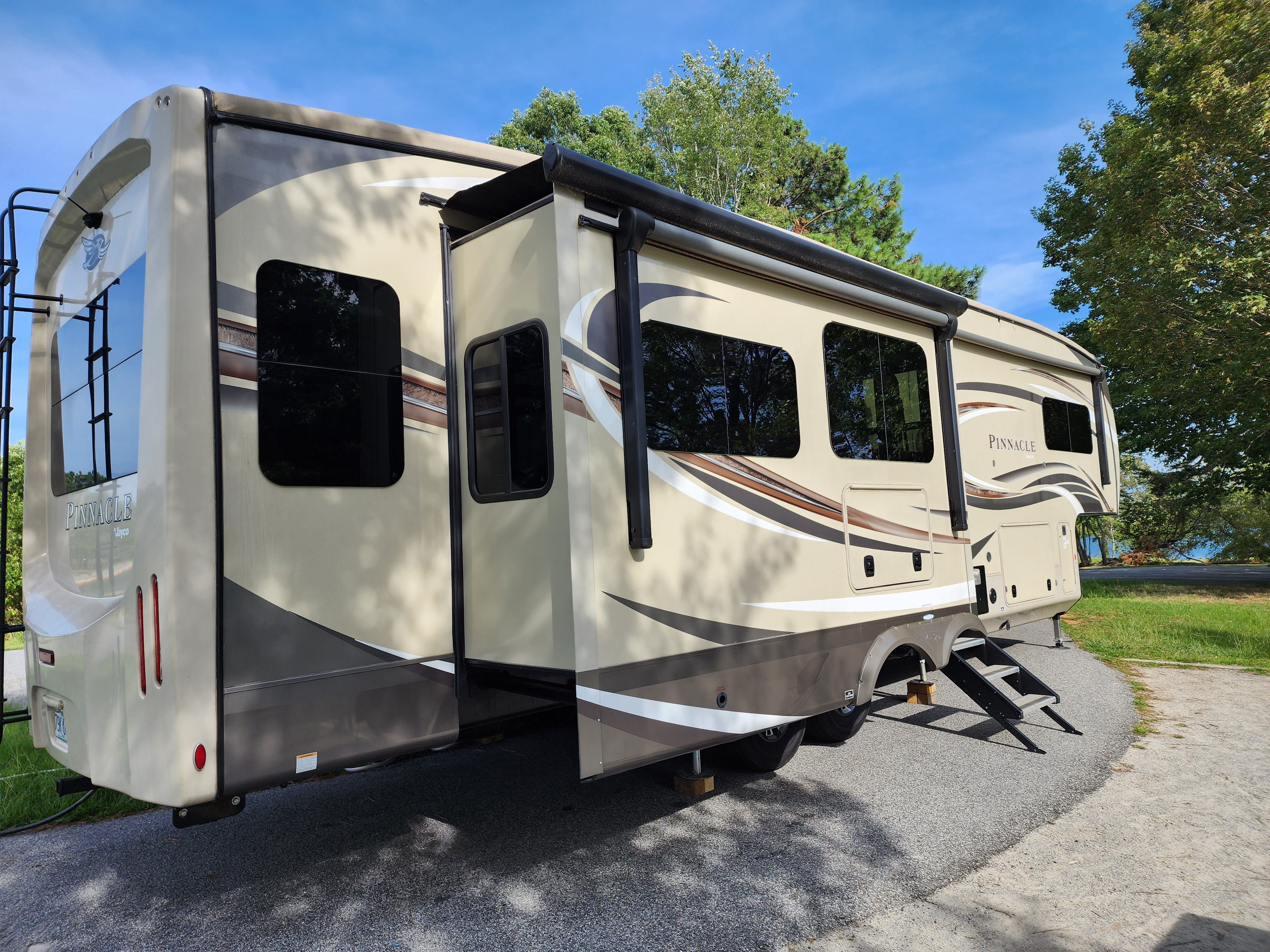 View more photos of this listing