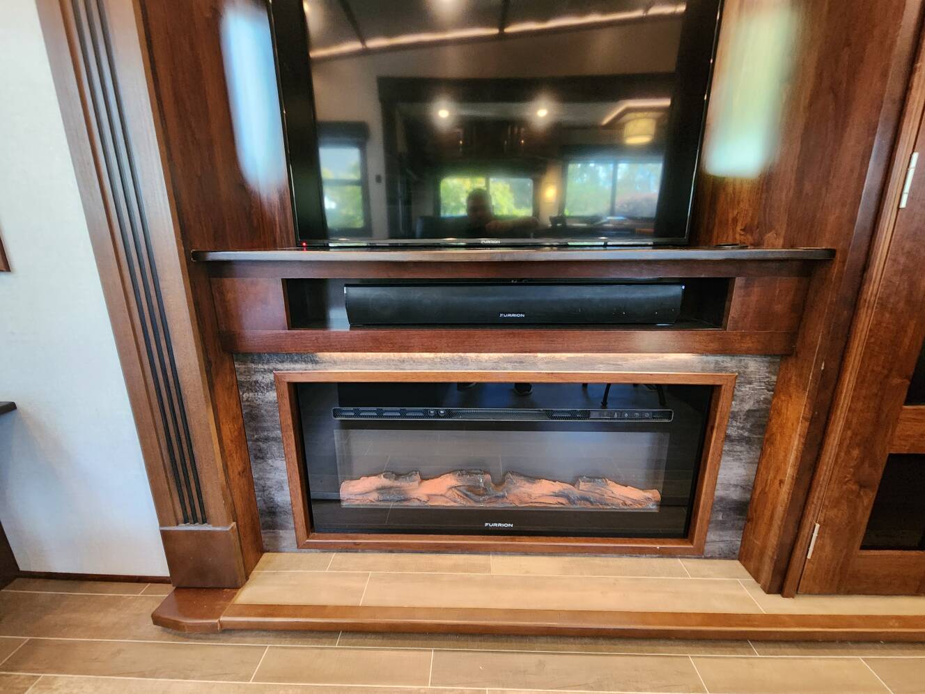 A photo of this 2019 Jayco PINNACLE 36SSWS