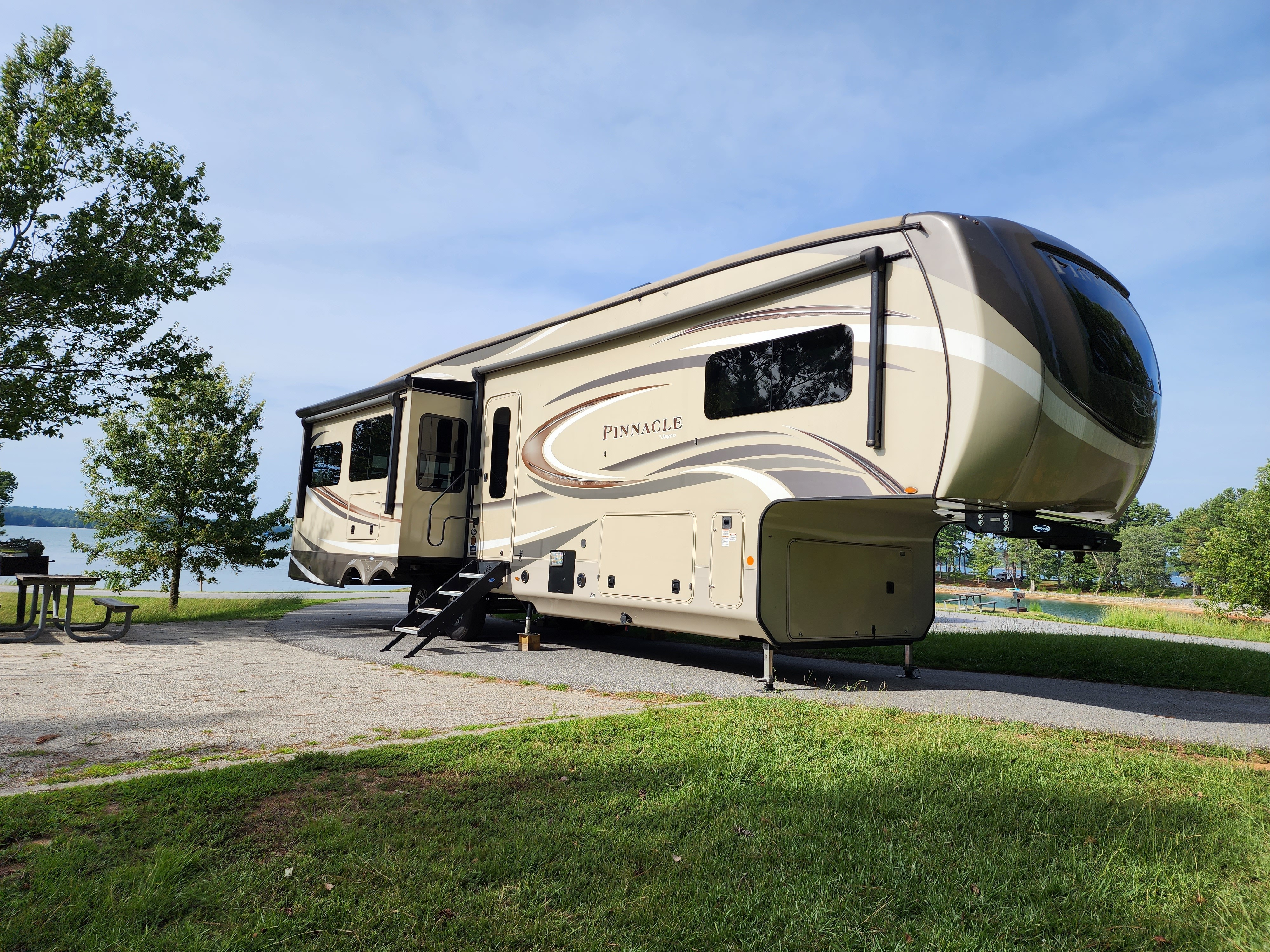 2019 Jayco PINNACLE 36SSWS in buford GA