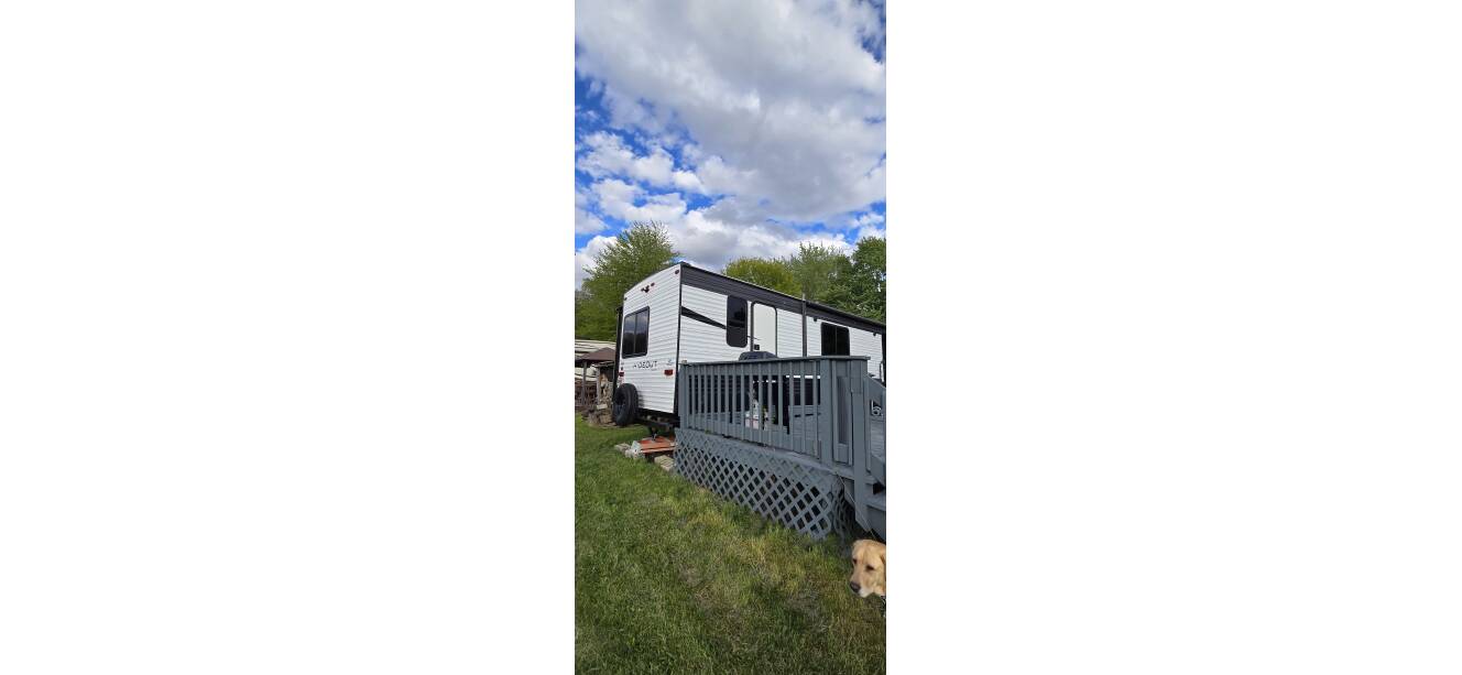 A photo of this 2021 Keystone HIDEOUT 38FKTS