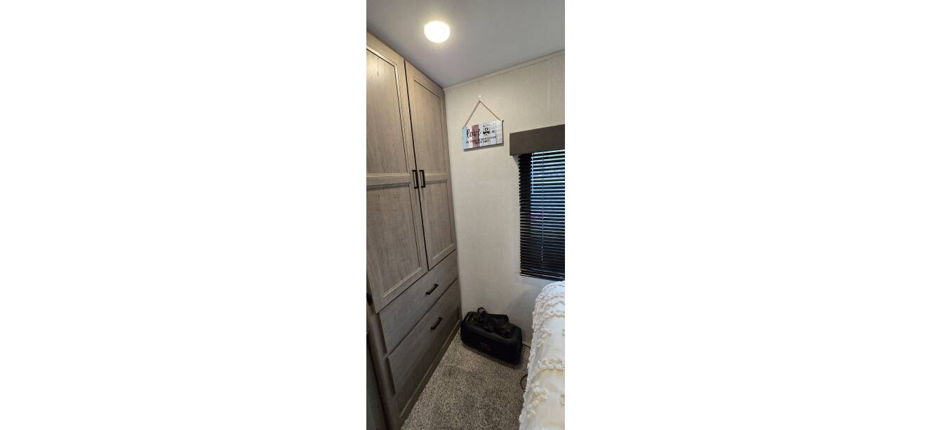 A photo of this 2021 Keystone HIDEOUT 38FKTS