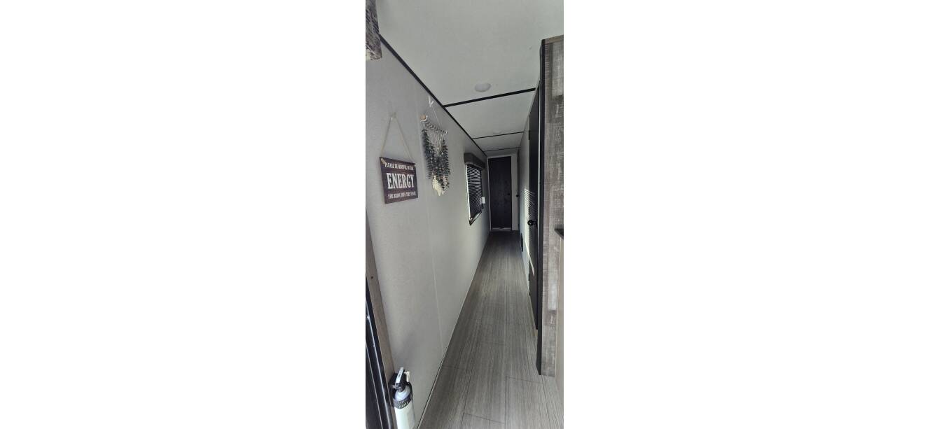A photo of this 2021 Keystone HIDEOUT 38FKTS