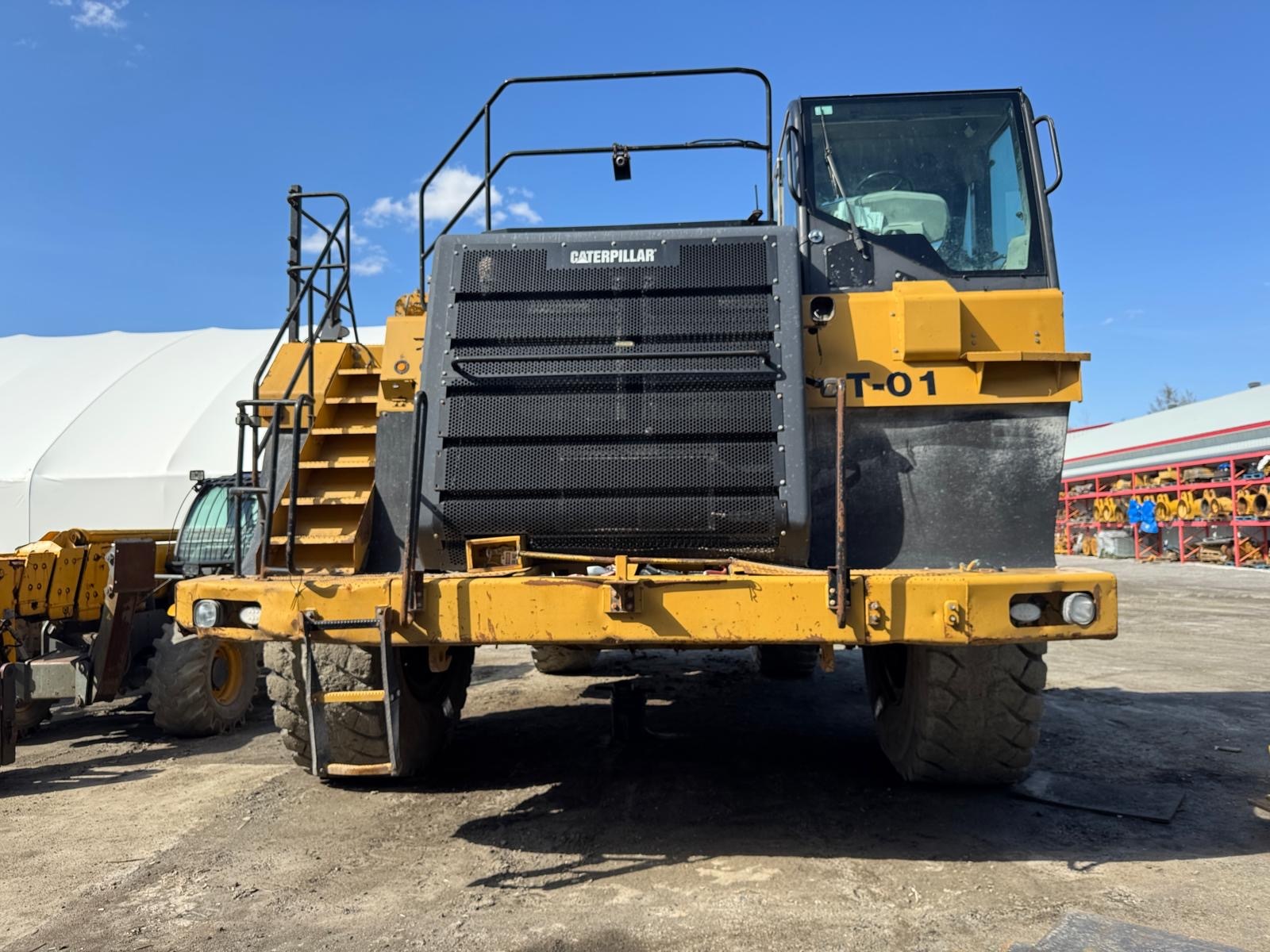 2006 CATERPILLAR 777F in Dallas, TX
