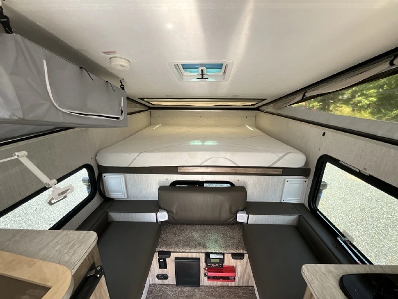 2022 PALOMINO ROGUE EB-2