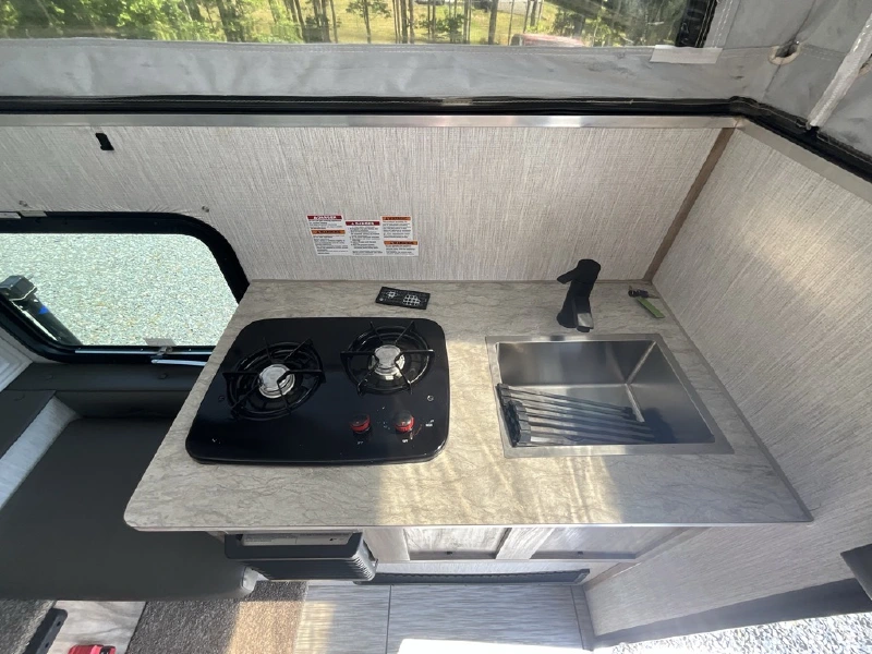 2022 PALOMINO ROGUE EB-2