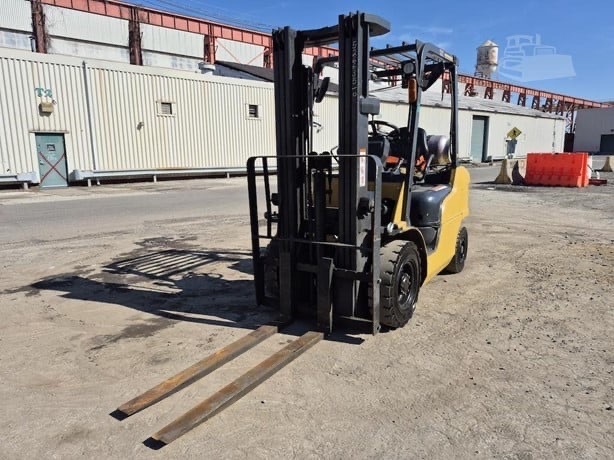 2021 CAT GP25N in New York, NY