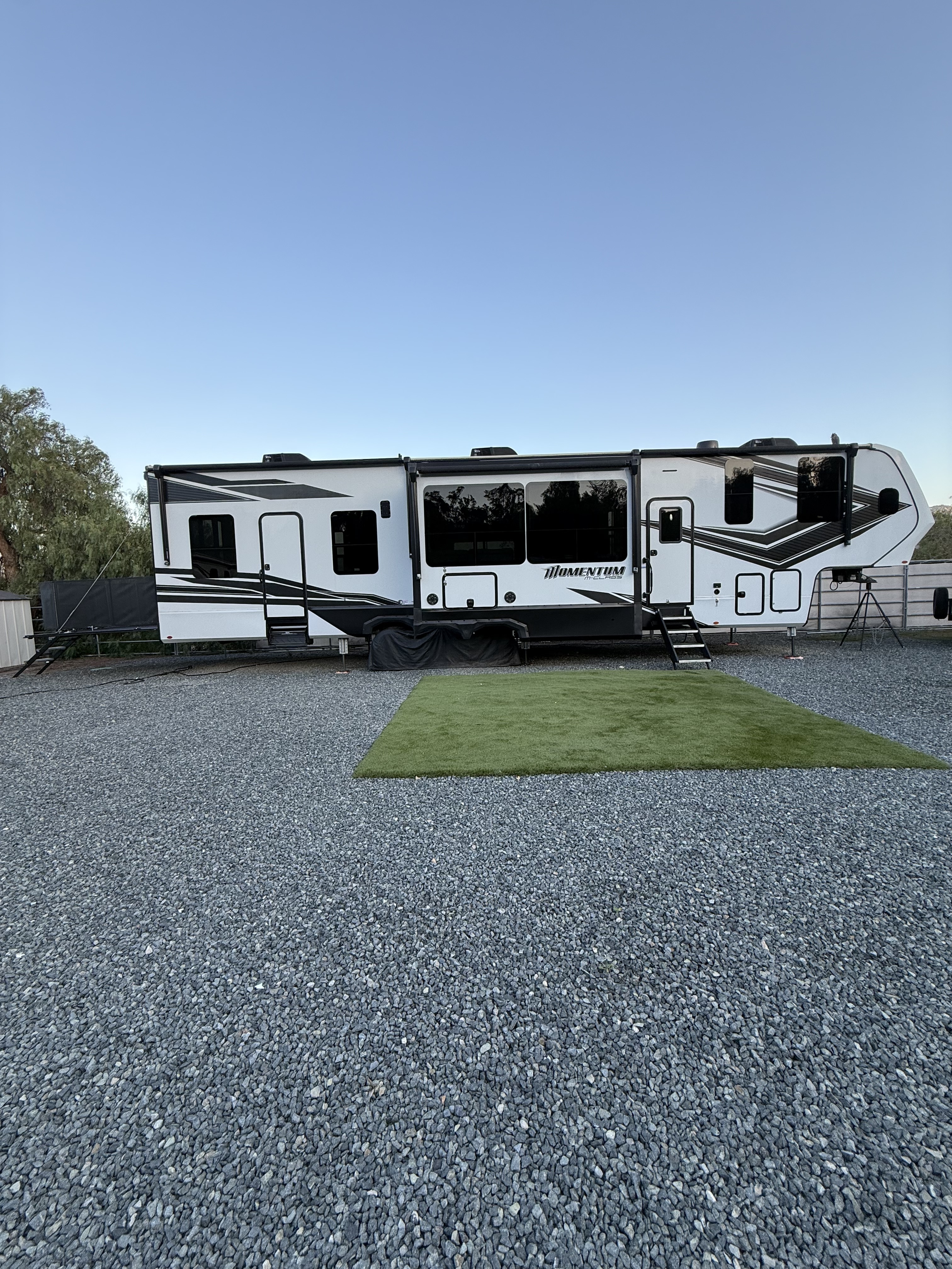 2022 Grand Design MOMENTUM M-CLASS 395MS RV