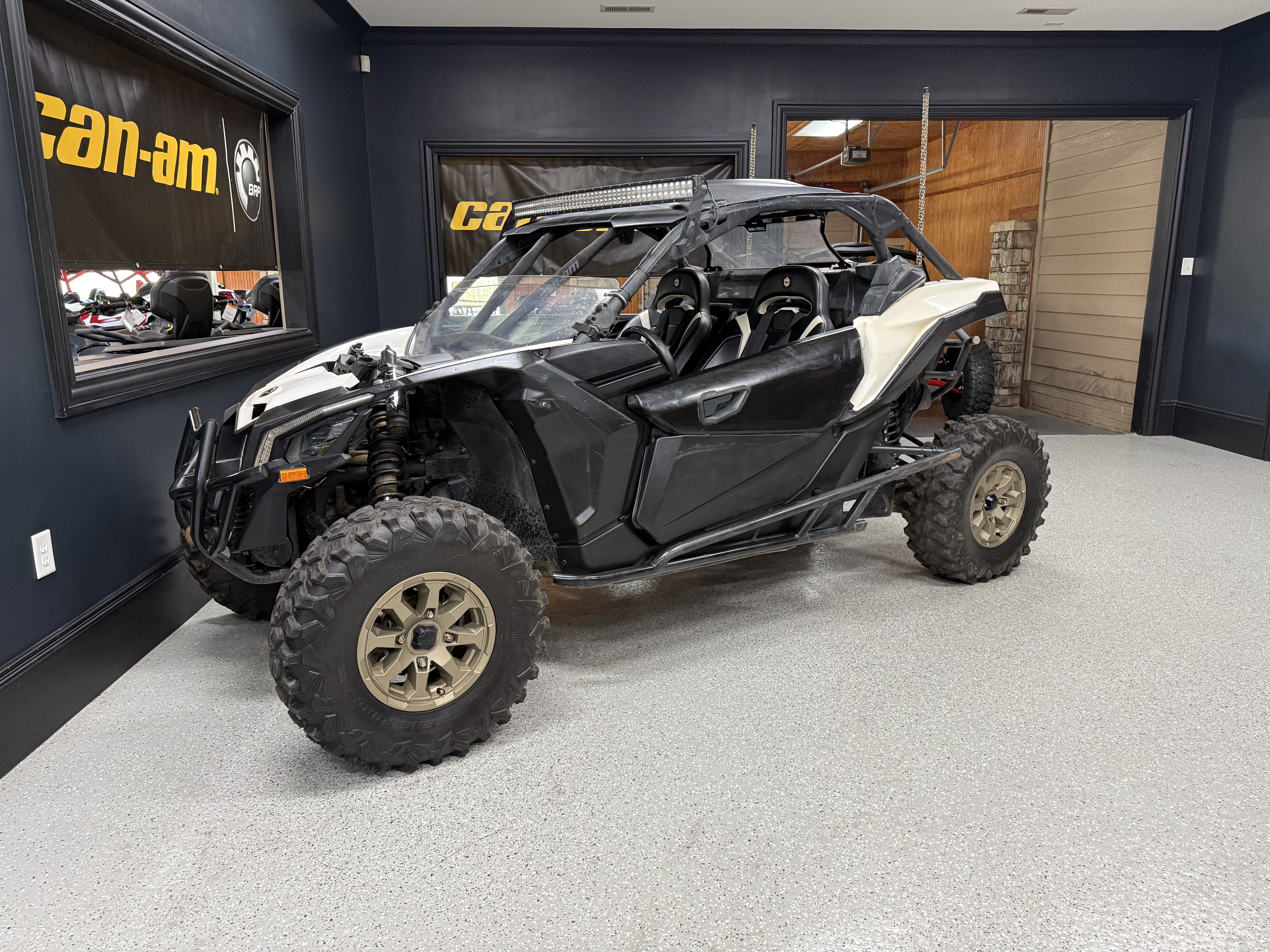 ガンマ350 γ350 カーペンター シルバー/ホワイト Used White Can-Am Side by Sides For Sale - ATV Trader