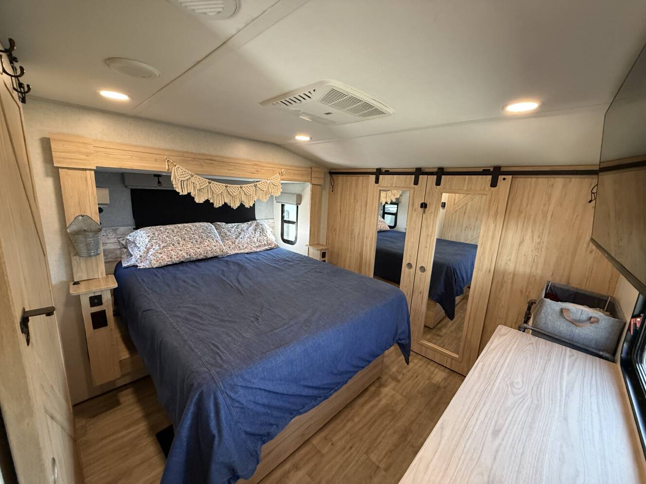 A photo of this 2022 Alliance Rv AVENUE 32RLS