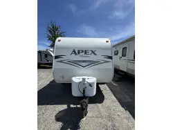 2012 COACHMEN APEX 26 BHS