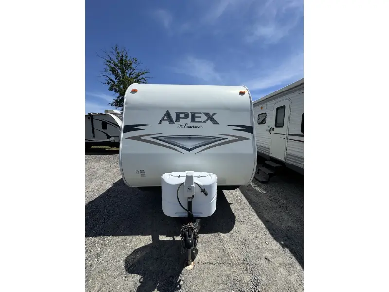 2012 COACHMEN APEX 26 BHS