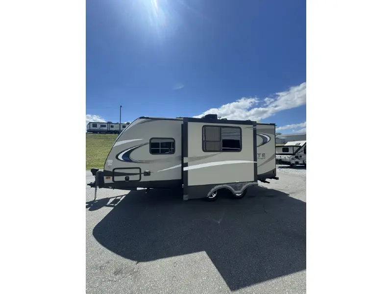 2018 KEYSTONE PASSPORT 19RB