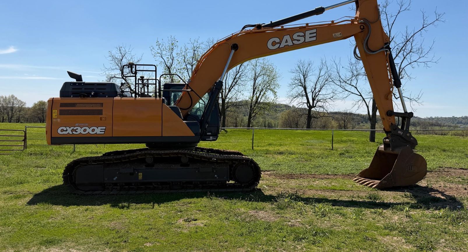 2022 CASE CX300E in Lead Hill, AR