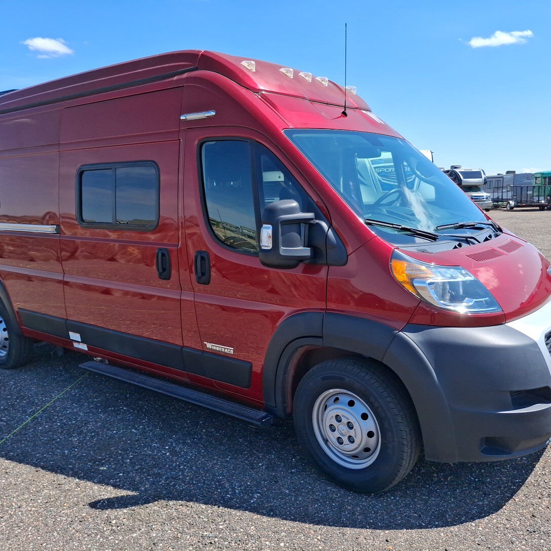 2021 Winnebago SOLIS 59P in golden CO