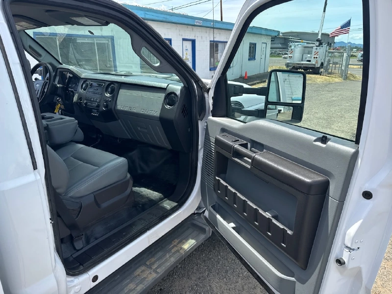 2014 FORD F550
