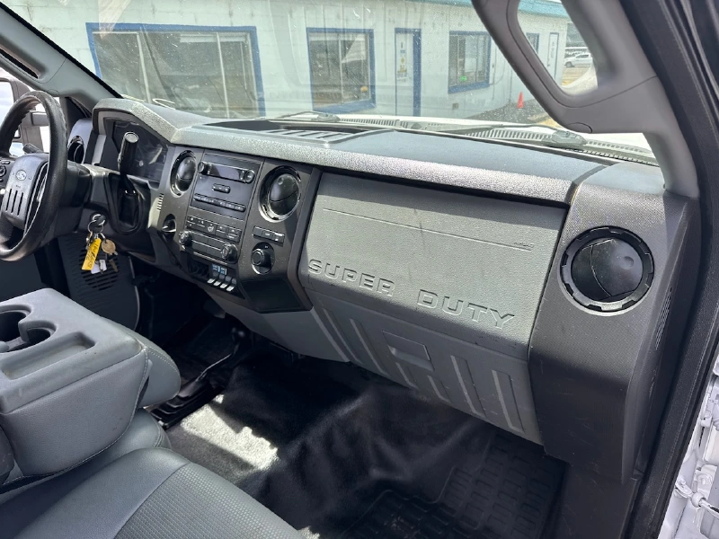 2014 FORD F550