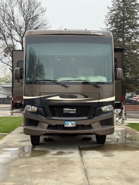 2018 Newmar BAY STAR 3009 in bakersfield CA