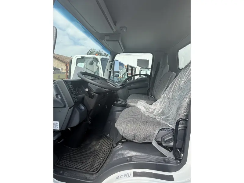 2026 ISUZU NRR GAS
