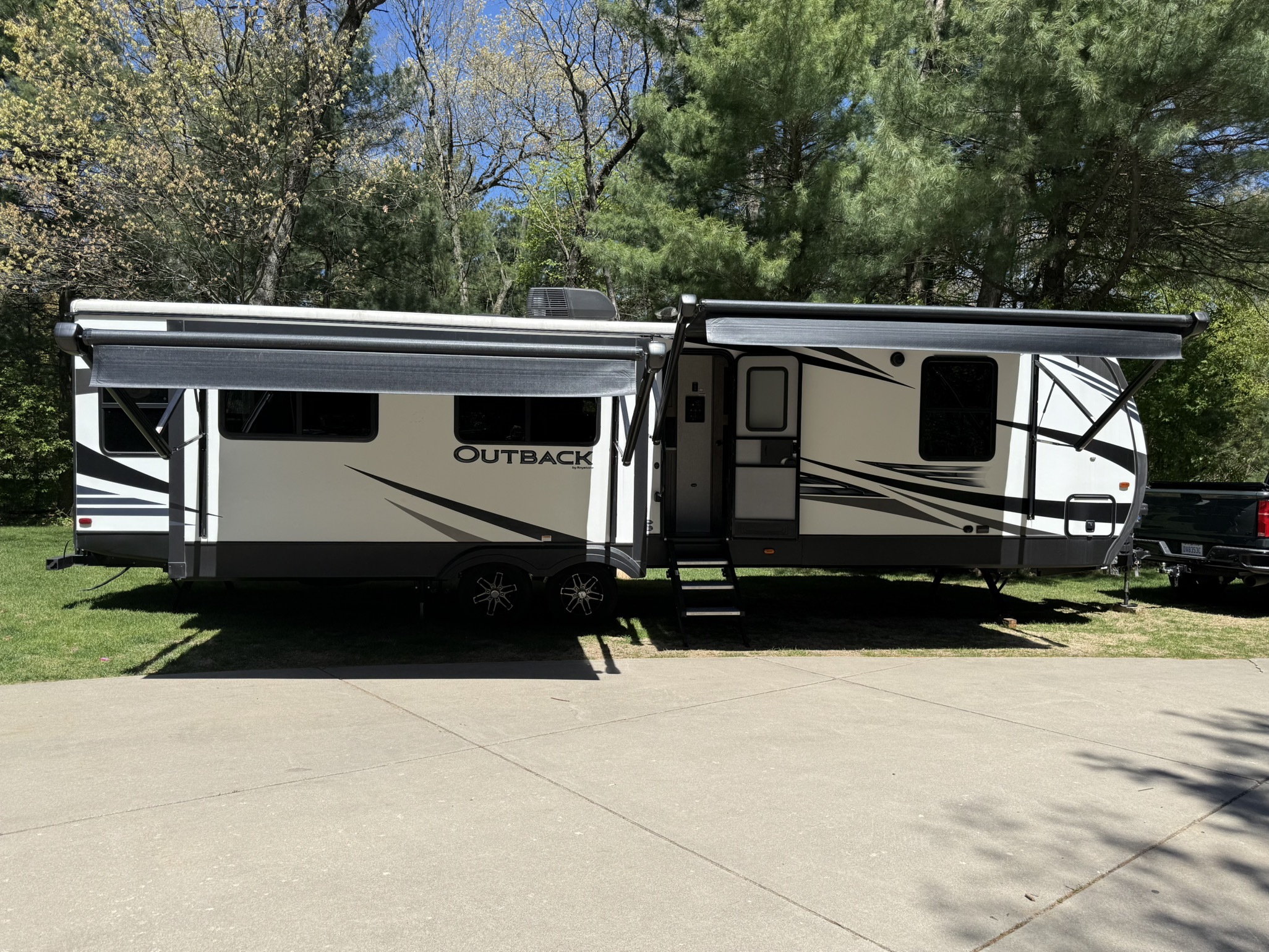 2020 Keystone OUTBACK 328RL RV
