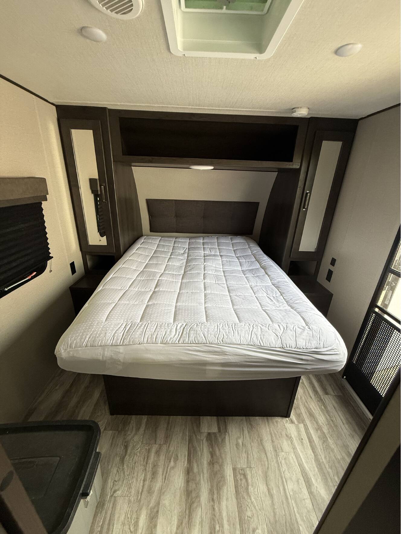 A photo of this 2022 Grand Design TRANSCEND XPLOR 245RL