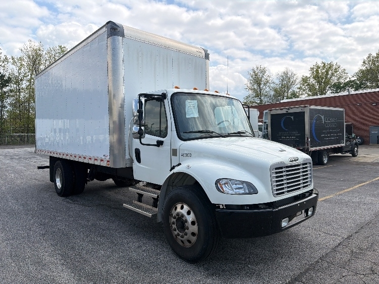 2022 FREIGHTLINER BUSINESS CLASS M2 106 in Akron, OH