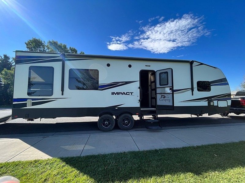 2018 Keystone Impact 3216 in cody WY