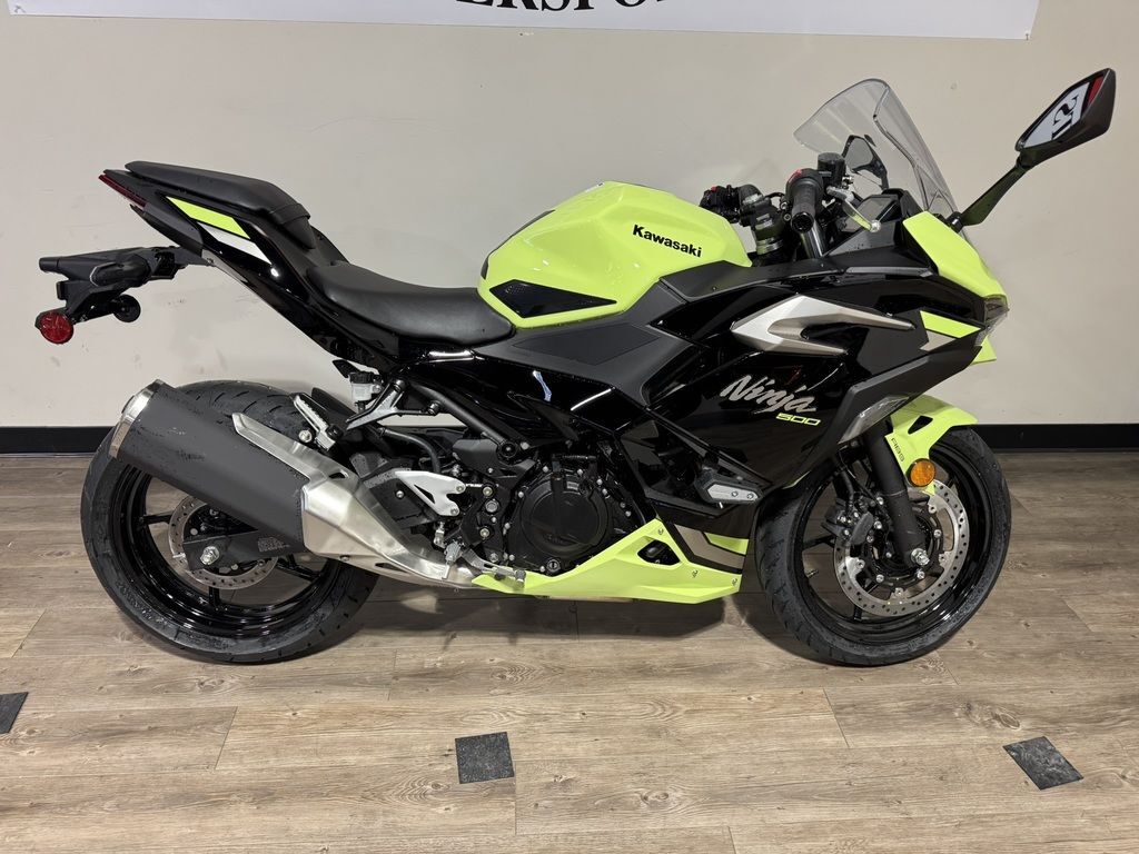 Yellow Kawasaki Ninja 500 Se Abs Motorcycles For Sale Near Concord