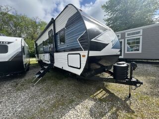 2025 CROSSROADS ZINGER 328SB