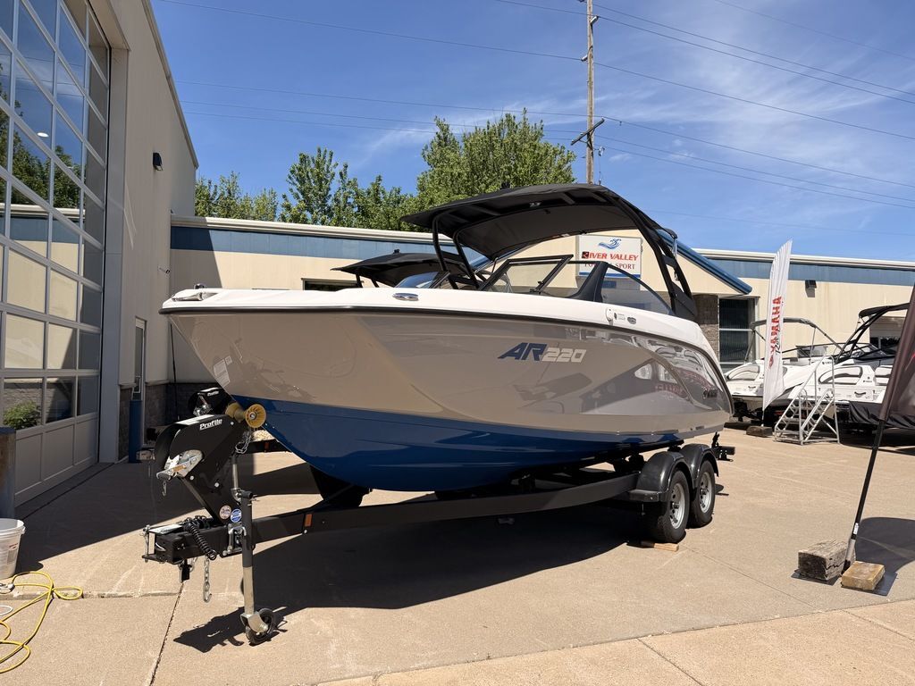 2026 Yamaha Boats AR220 in rochester MN