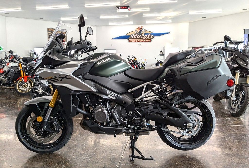 Green Aprilia,ducati,honda,ktm,kawasaki,suzuki Sportbike