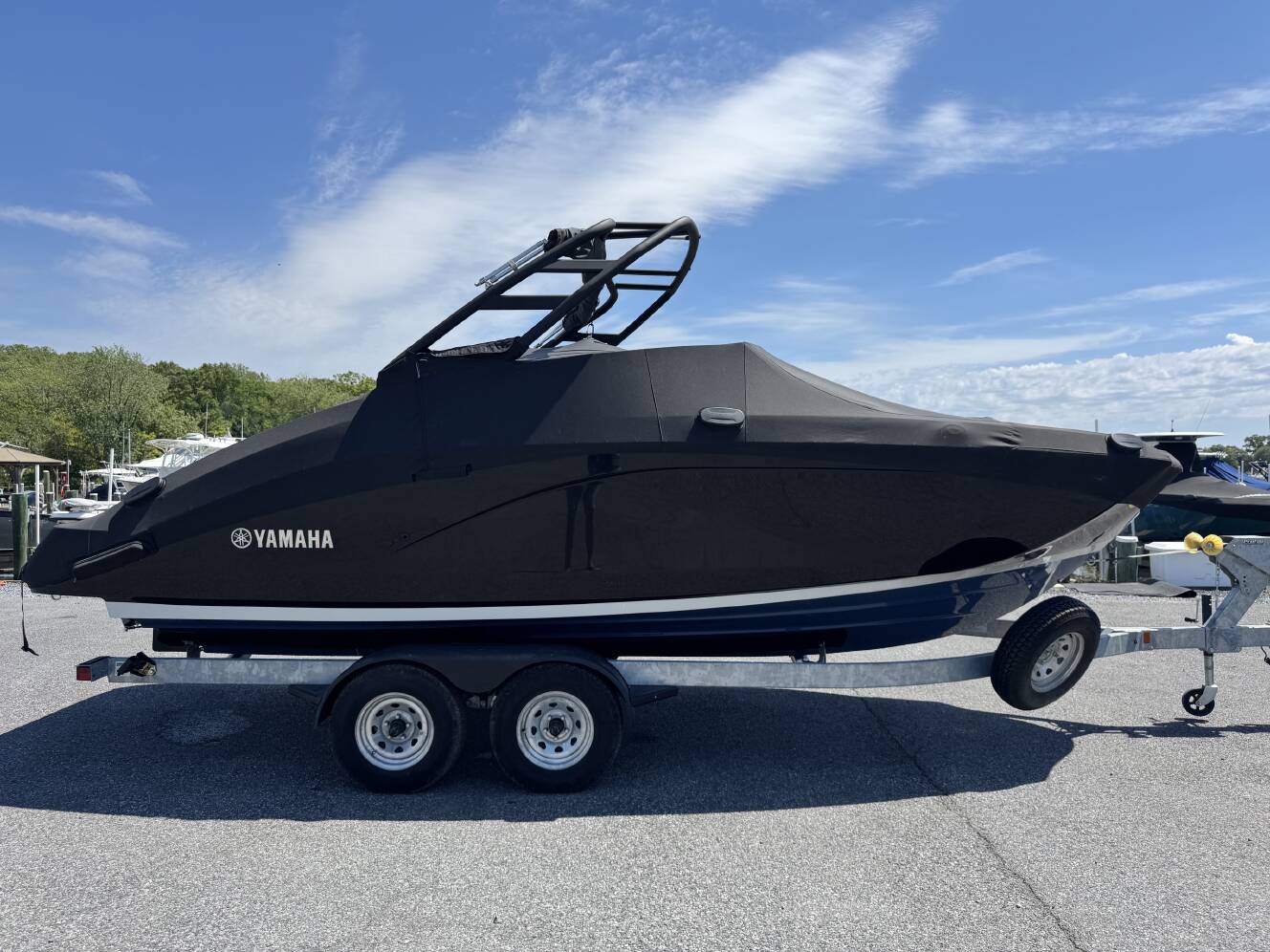 A photo of this 2023 Yamaha 222SD