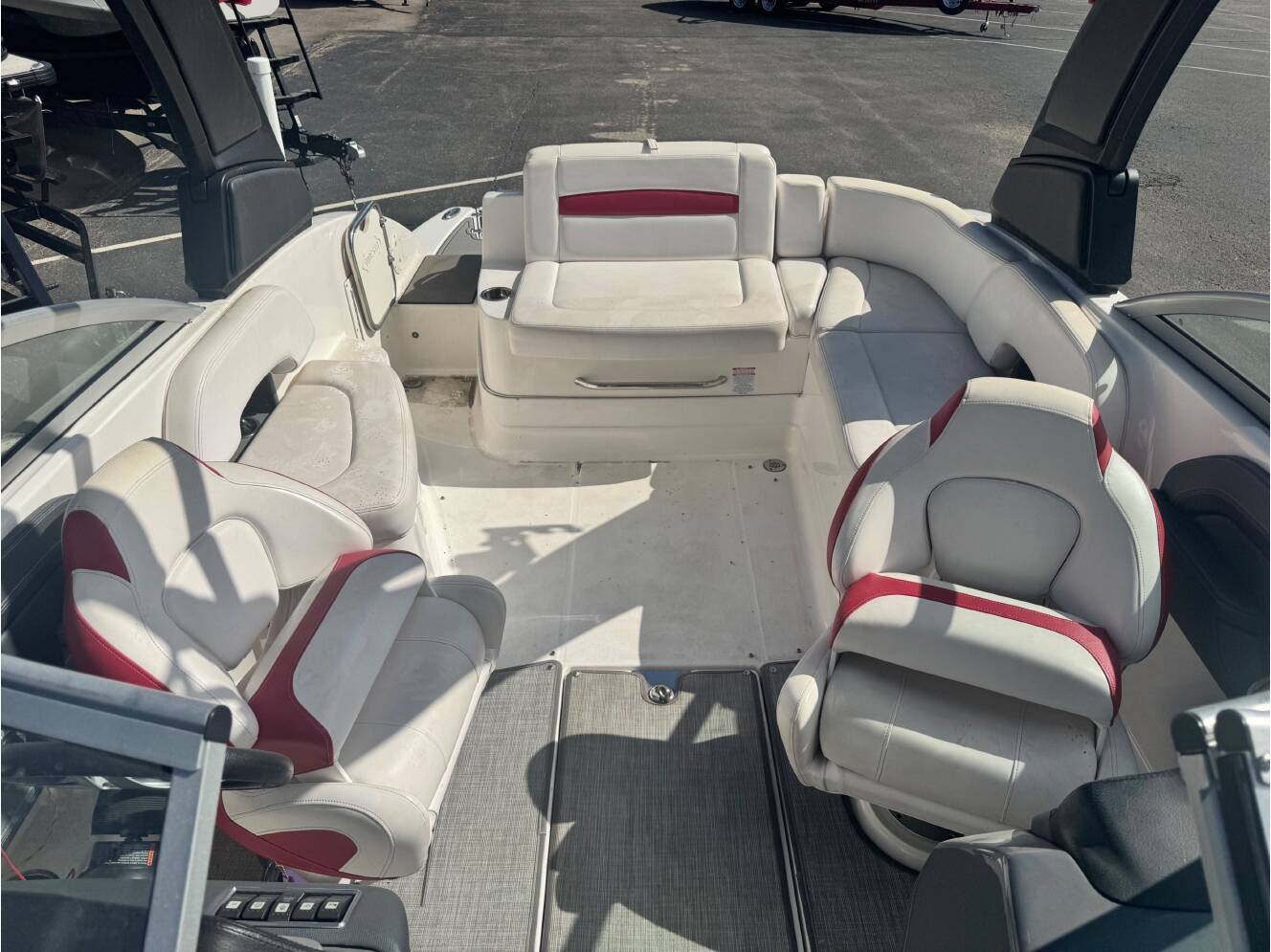 A photo of this 2019 Chaparral 244 Sunesta Surf