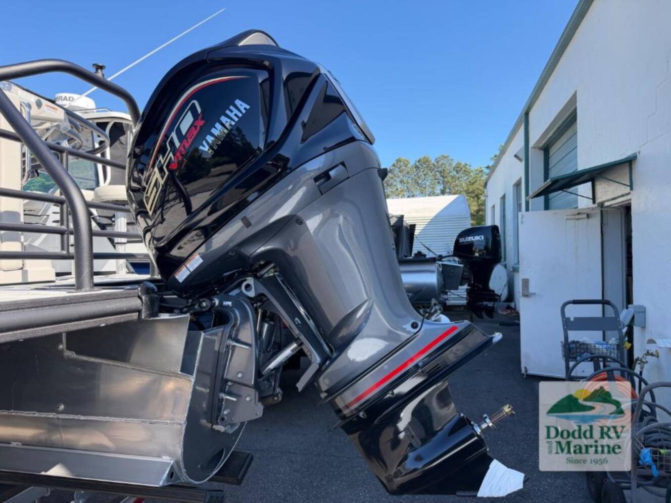 A photo of this 2026 Sylvan Mirage X3 DLZ DH Bar