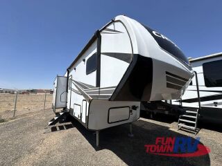 2023 CROSSROADS CRUISER AIRE CR28RD
