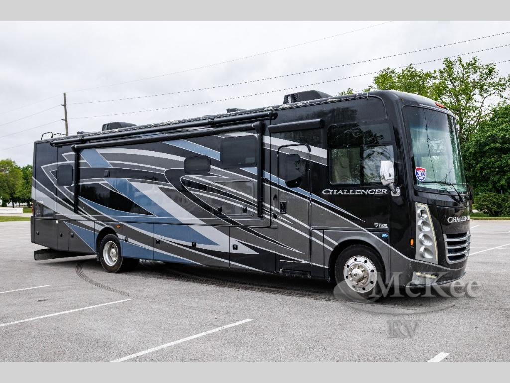 2022 Thor Motor Coach Challenger 37FH in perry IA