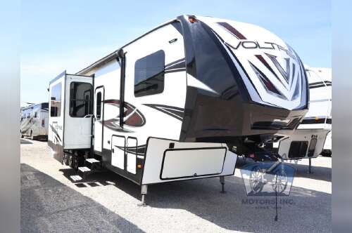 2018 Dutchmen Rv Voltage V3805 in batavia OH