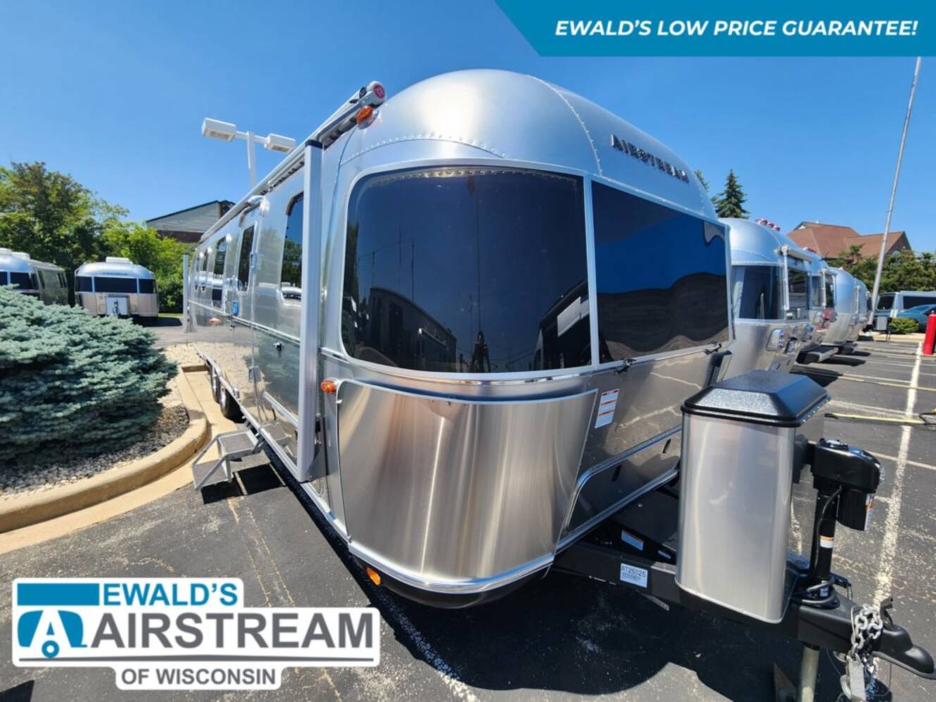 A photo of this 2026 Airstream Classic 33FB Twin