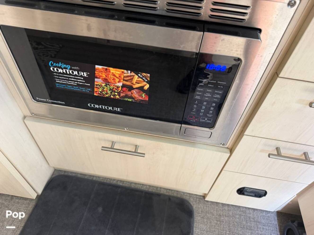 A photo of this 2022 Airstream Flying Cloud 25FB