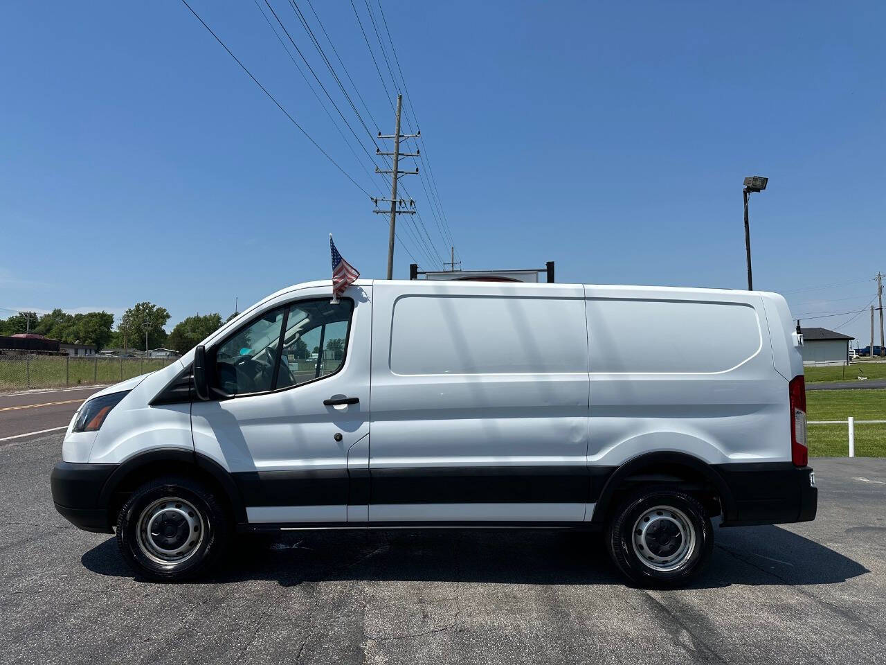 2019 FORD TRANSIT 250 in O Fallon, MO
