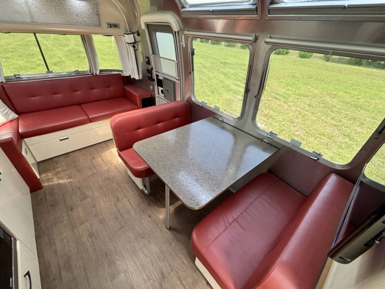 A photo of this 2019 Airstream INTERNATIONAL SERENITY 28RB TWIN