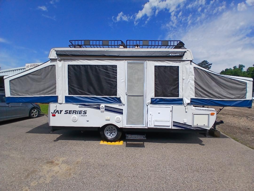 2010 Jayco Jay Series Pop Up 1206 in de queen AR