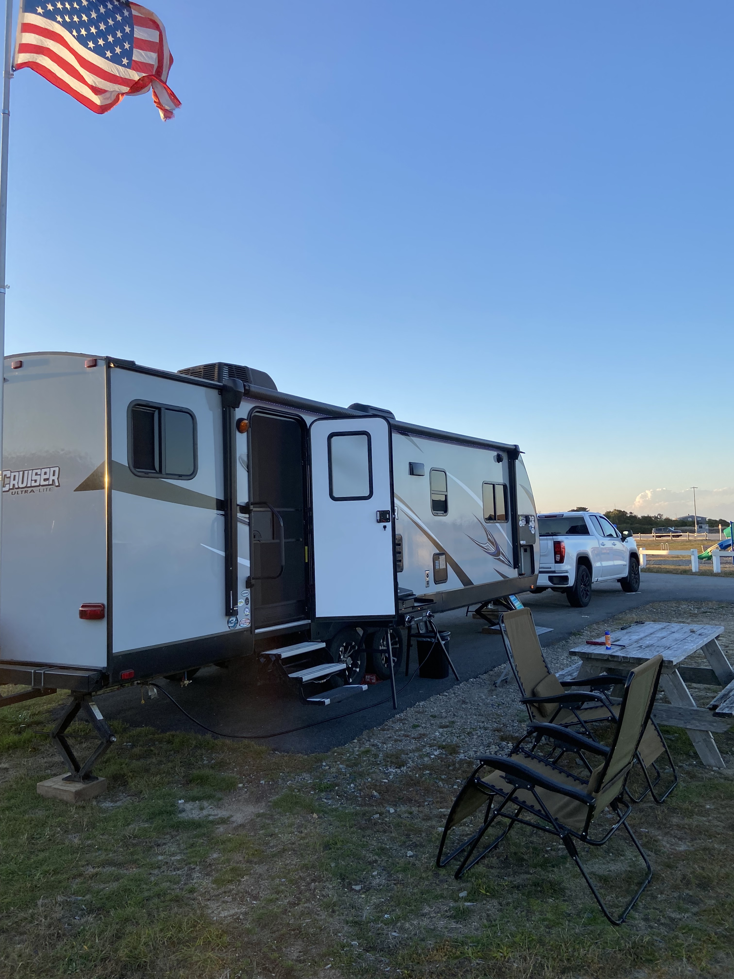 2019 Cruiser Rv Corp SHADOW CRUISER ULTRA-LITE SC260RBS RV